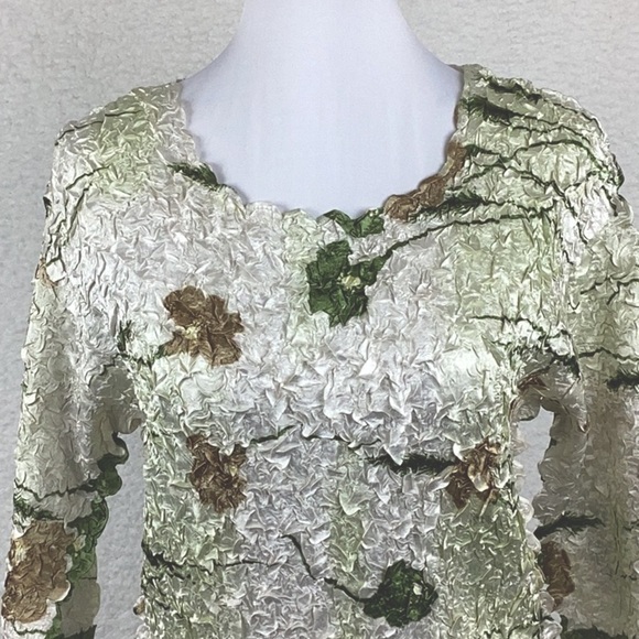 ABC Women’s Stretch Crepe Shirt Size Sm. - Picture 2 of 8